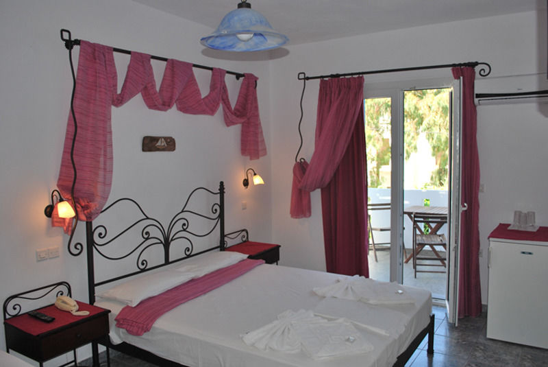 Anezina Hotel Adamantas  Buitenkant foto