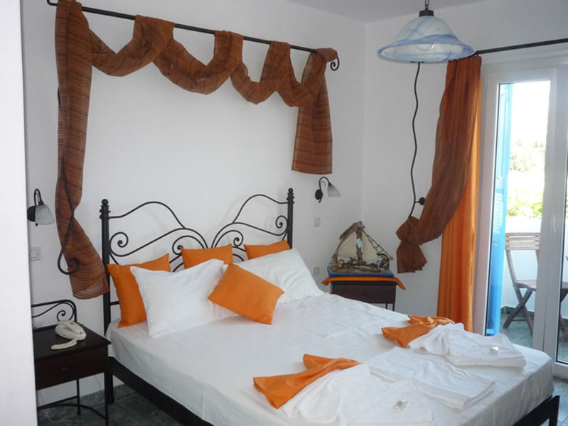 Anezina Hotel Adamantas  Buitenkant foto